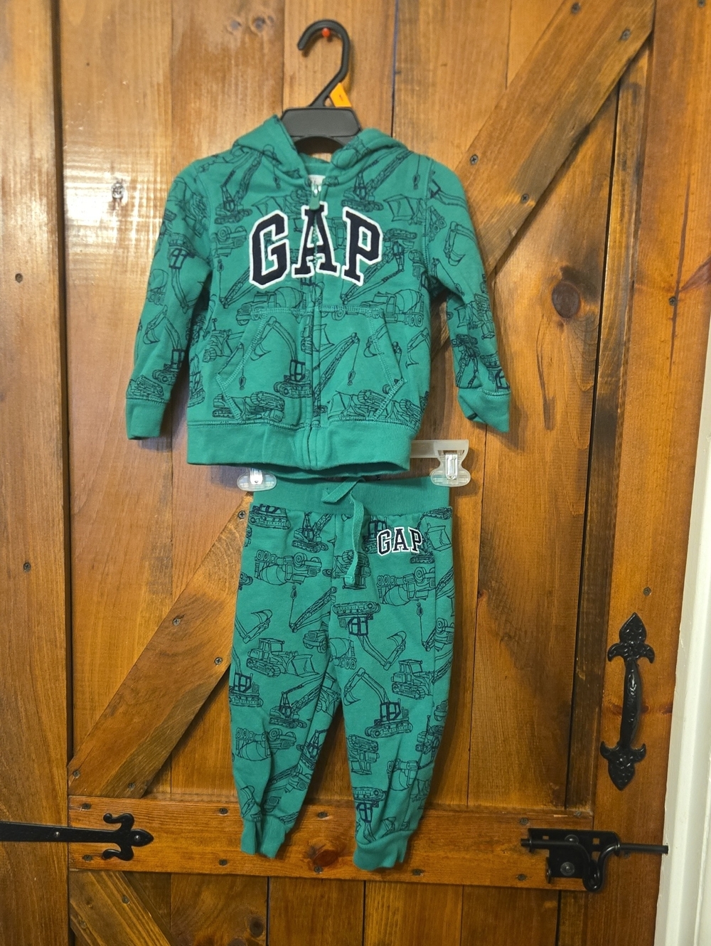 GAP Green Construction-Print Hoodie & Jogger Set